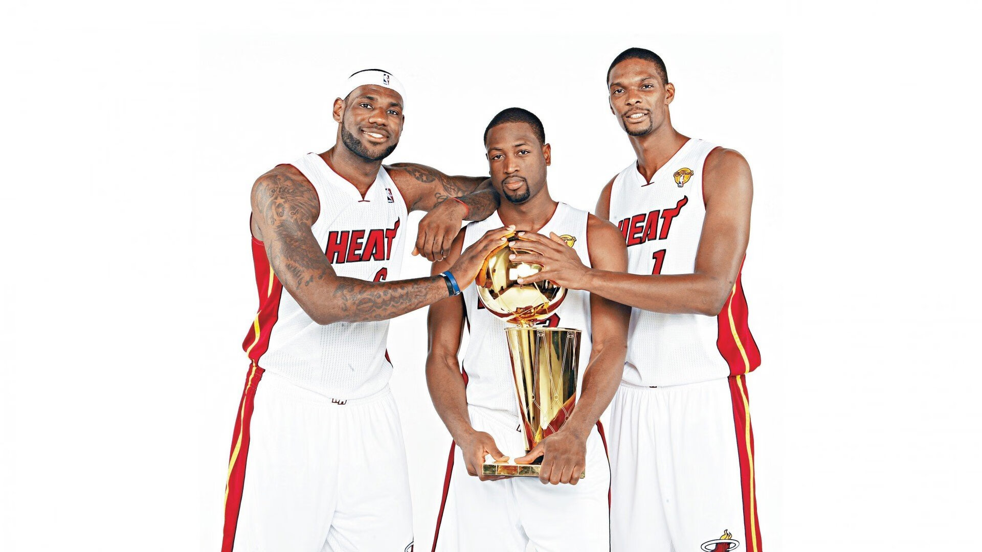 “六人制袋棍球：成都七中东部赛场燃起观众的激情火焰”