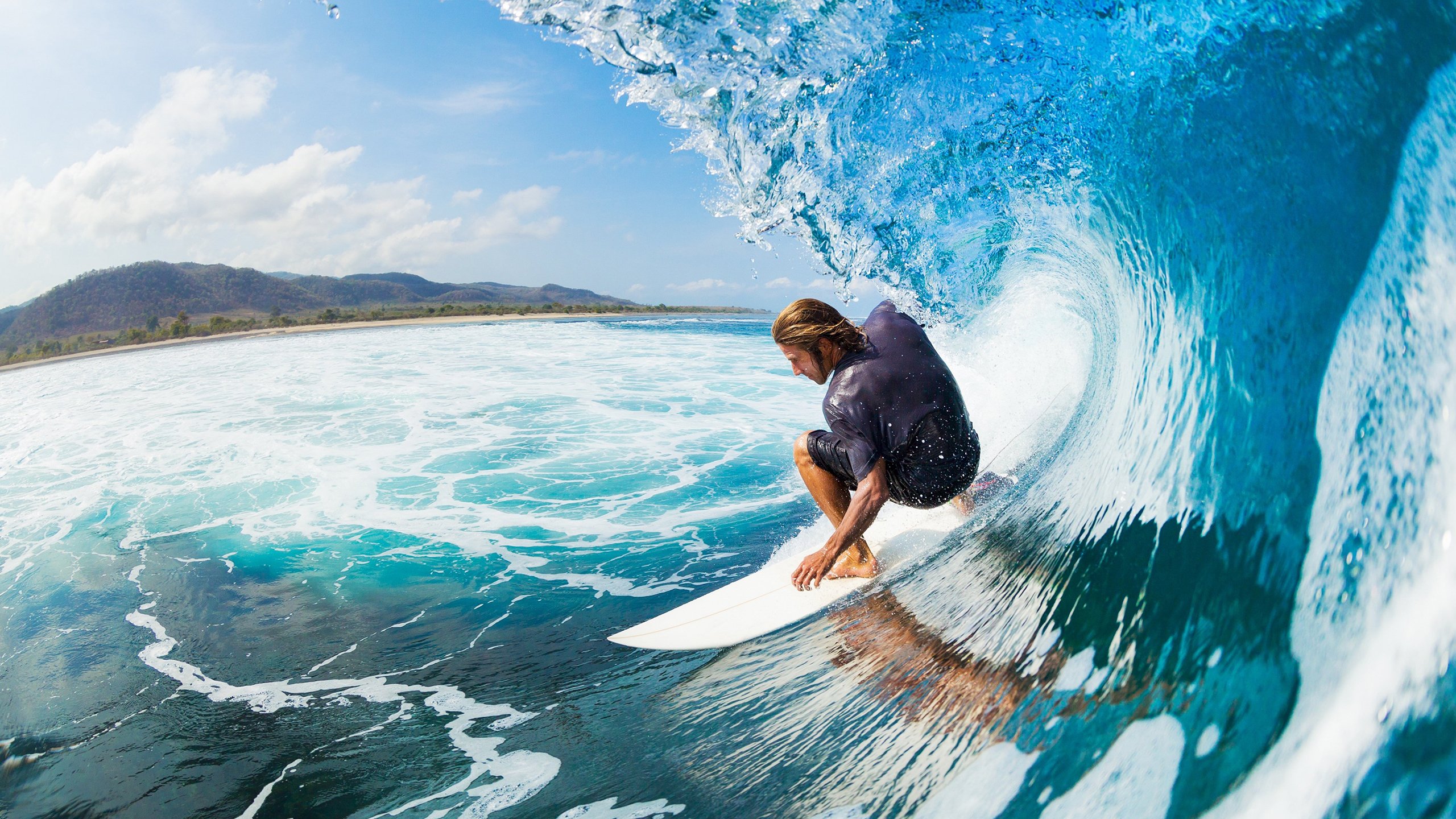 “费尔南多·比亚尔巴的技术突破，使美洲狮队成为全球橄榄球的新力量”